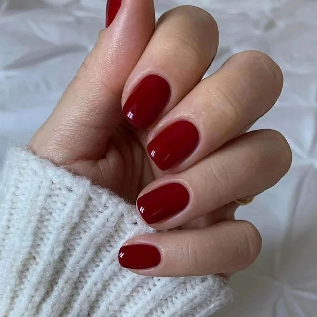 Short Solid Color Manicure