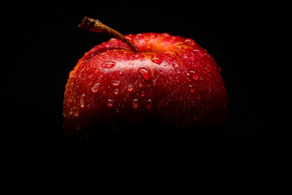 10 Amazing Health Benefits of the Apple
