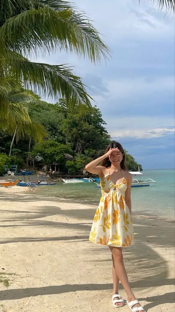 Tropical Beach Look