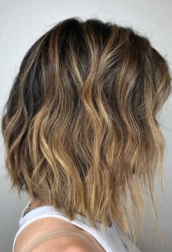 Beachy textured lob hairstyle for thin hair