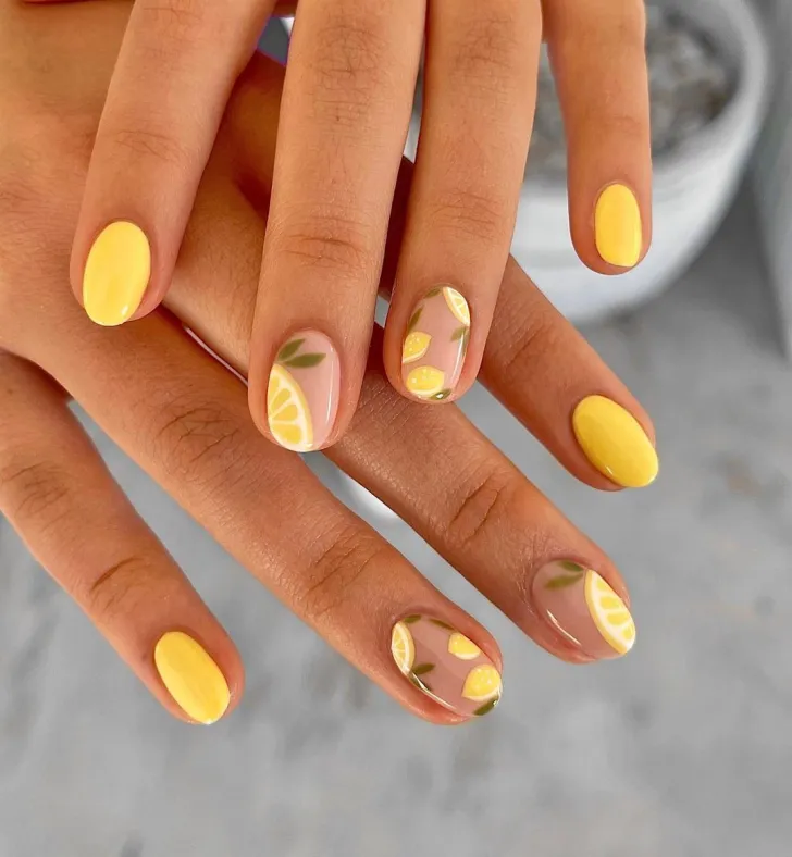 Lemon-Inspired Bright Summer Nail Design