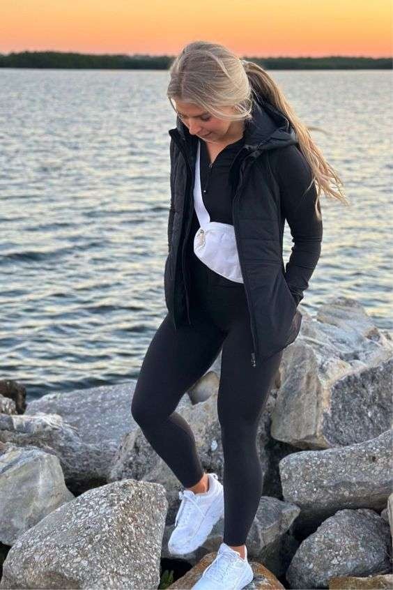 Stay warm and comfortable during your outdoor adventures. Wear a puffer jacket with leggings and hiking boots for a practical and stylish outfit. Add a beanie and gloves for extra warmth.