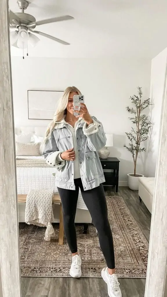 Stay warm and comfortable during your outdoor adventures. Wear a puffer jacket with leggings and hiking boots for a practical and stylish outfit. Add a beanie and gloves for extra warmth.