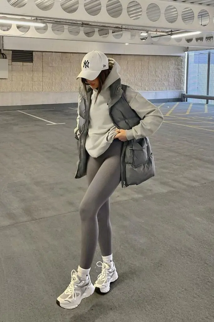 Stay warm and comfortable during your outdoor adventures. Wear a puffer jacket with leggings and hiking boots for a practical and stylish outfit. Add a beanie and gloves for extra warmth.