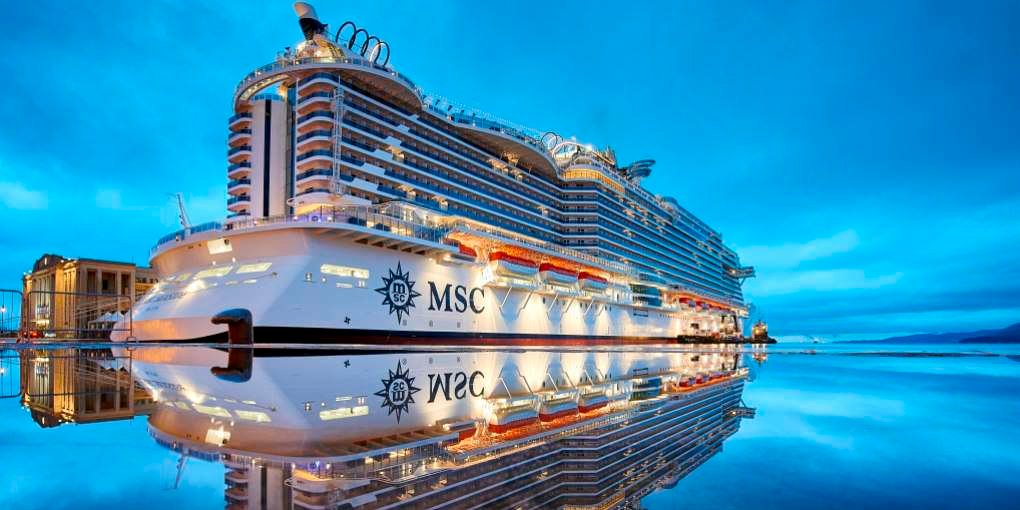 MSC Seaside impresses passengers with its beautiful exterior design and its focus on outdoor spaces. Guests appreciate the range of family-friendly activities and the international cuisine offered in the main dining areas.