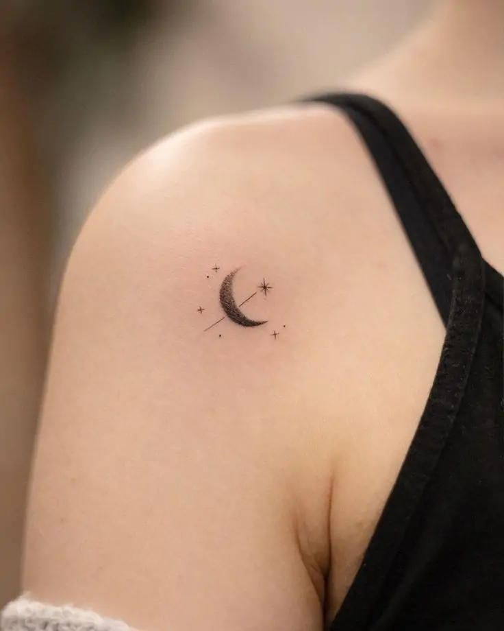 A crescent moon tattoo is a popular choice for those who love celestial designs. It symbolizes femininity, mystery, and change, making it a beautiful minimalist option. minimalist moon tattoo, small crescent moon tattoos, simple moon tattoo ideas
