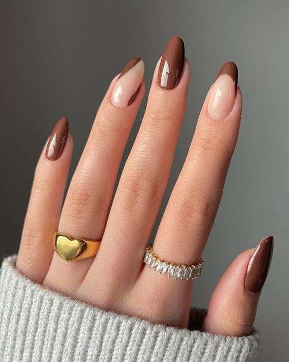 Elegant brown fall nails with glossy French tips.