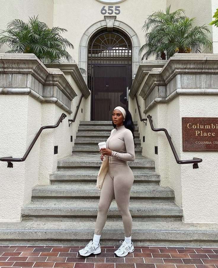 A pair of high-waisted leggings with a cropped hoodie and stylish sneakers. Add a cap or crossbody bag to complete the sporty chic vibe. Why It Works: Athleisure is still going strong, and it’s perfect for relaxed spring days. Whether you're heading to the gym or running errands, this look offers both comfort and style.