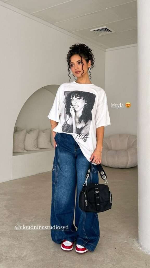 Comfort meets streetwear cool with this laid-back combo. Perfect for running between classes while still looking put together. Add a tote bag and sneakers for a timeless campus vibe.