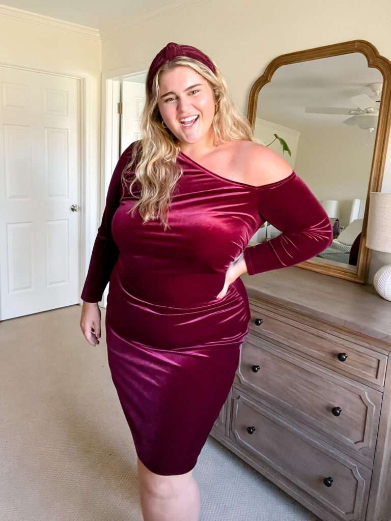Plus size Valentine’s Day outfit with flowing fabric