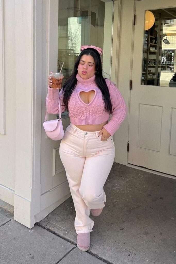 Plus size Valentine’s Day outfit with fitted silhouette