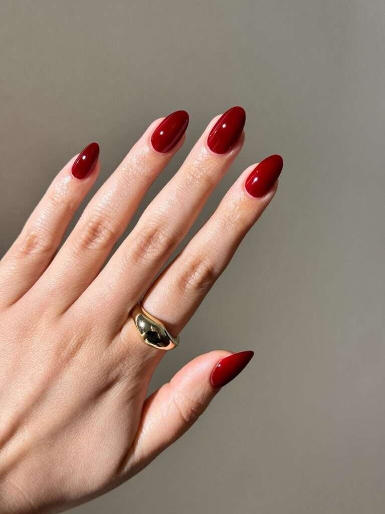 Classic cherry red nails are the ultimate "power manicure," known for their timeless, bold, and sophisticated appeal. In 2026, this shade remains a centerpiece of the "Clean Girl" and "Mob Wife" aesthetics, favored for its ability to look equally stunning on short natural nails and long stiletto shapes. 