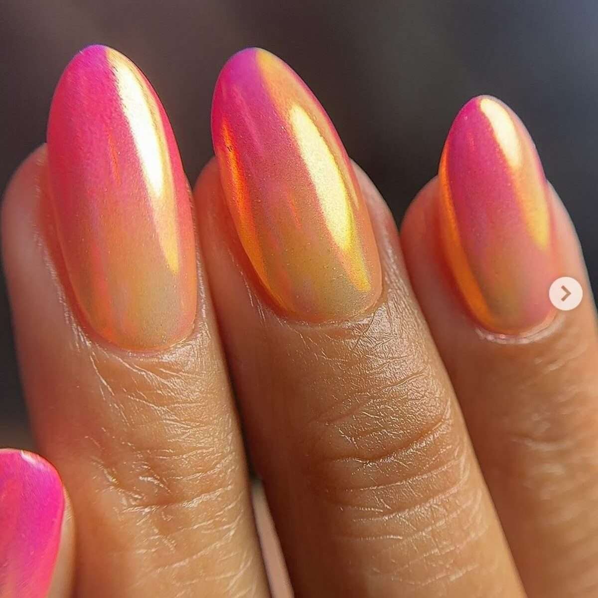 Sunset ombré nails are a vibrant summer trend that captures the warm, glowing hues of the evening sky. This style typically features a seamless gradient of pink, orange, and golden yellow, often accented with silhouettes of palm trees or fine glitter for a "golden hour" effect. In 2026, the trend has shifted toward softer, modern gradients using sheer bases and milky tones for a cleaner, dimensional look. 