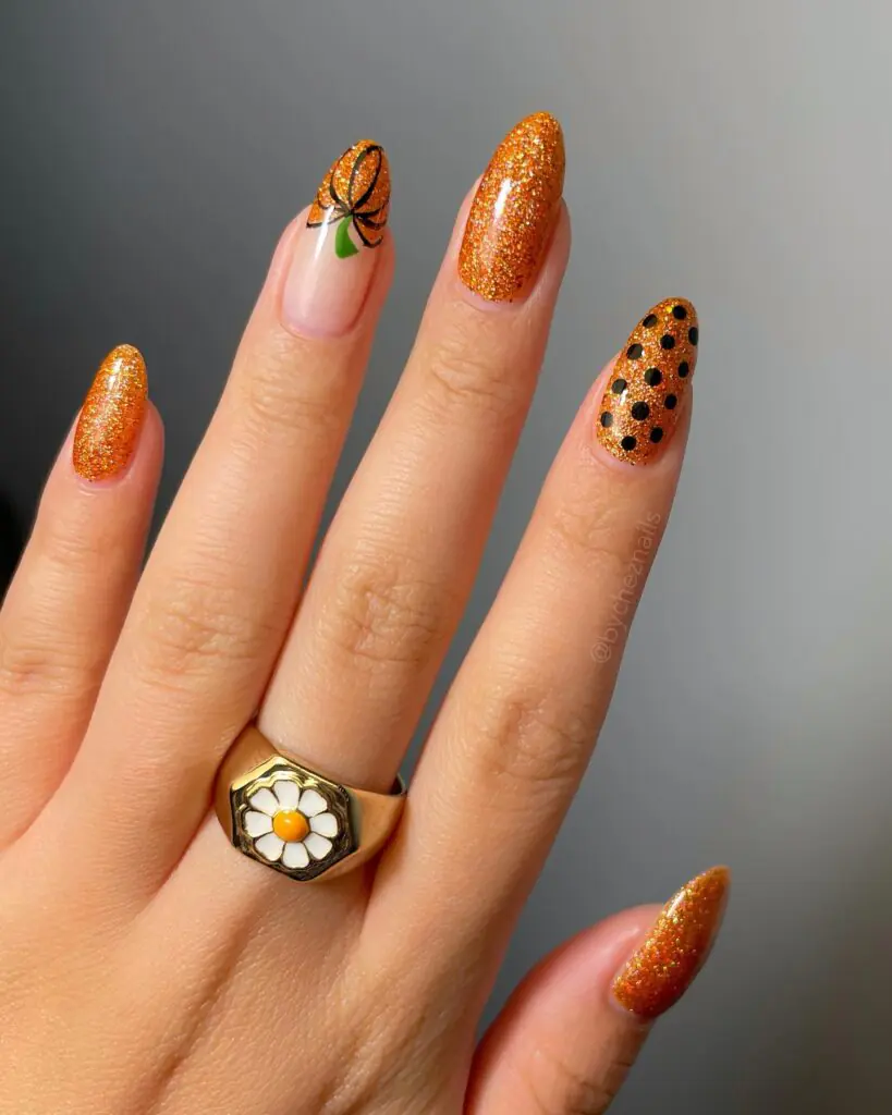 Pumpkin Glitter Halloween nail ideas 2026